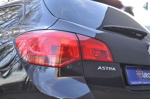 Opel Astra 2012 - фото 29