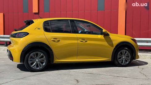 Peugeot e-208 2021 - фото 15