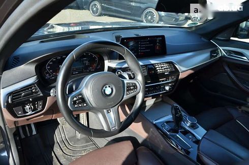 BMW 5 серия 2019 - фото 17