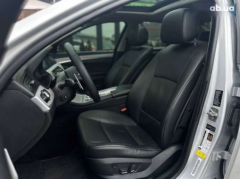 BMW 5 серия 2011 - фото 11