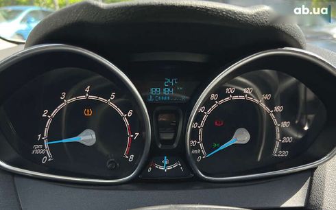 Ford Fiesta 2016 - фото 18