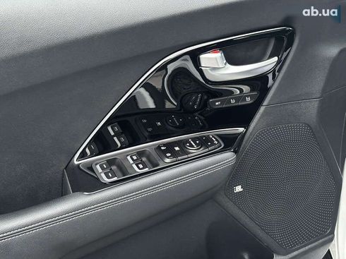 Kia Niro 2019 - фото 24