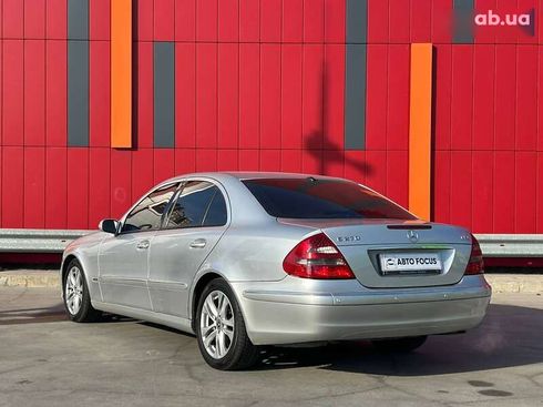 Mercedes-Benz E-Класс 2004 - фото 4