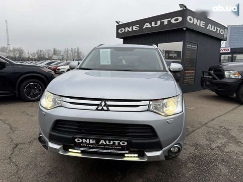 Mitsubishi Outlander 2014 - фото 12