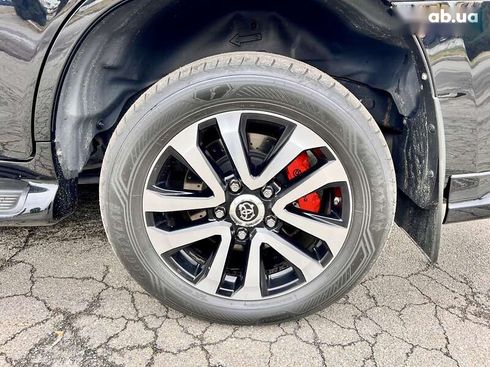 Toyota Land Cruiser 2018 - фото 18
