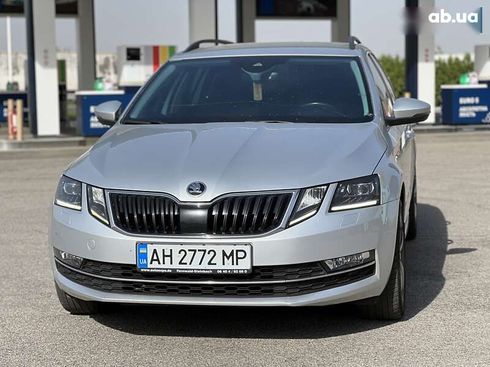 Skoda Octavia 2018 - фото 9