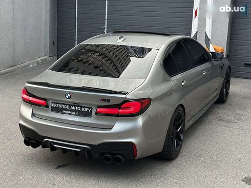 BMW M5 2019 - фото 16