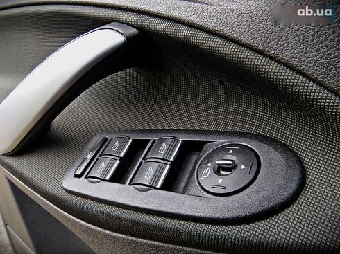 Ford Kuga 2011 - фото 7