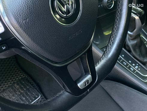 Volkswagen Golf 2017 белый - фото 19