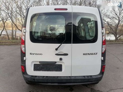 Renault Kangoo 2019 - фото 17