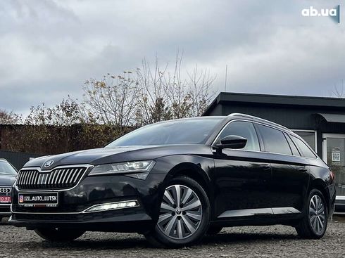 Skoda Superb 2021 - фото 4