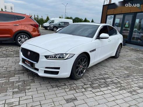 Jaguar XE 2015 - фото 3