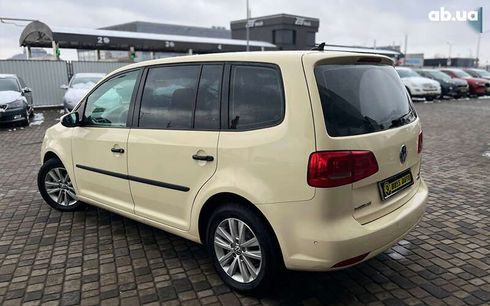 Volkswagen Touran 2015 - фото 5