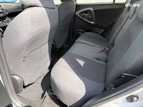 Toyota RAV4 2007 серый - фото 13