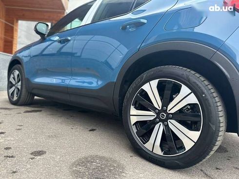 Volvo XC40 2023 - фото 8