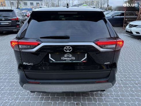 Toyota RAV4 2023 - фото 20