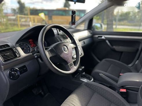 Volkswagen Touran 2008 - фото 26