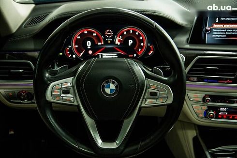 BMW 750 2015 - фото 9