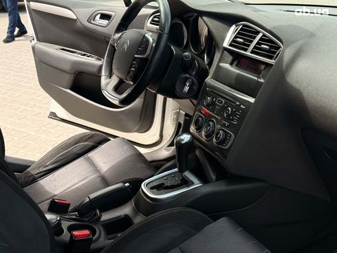 Citroёn C4 2011 белый - фото 19