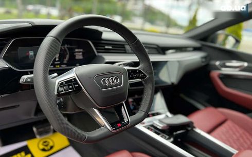 Audi SQ8 e-tron 2023 - фото 25