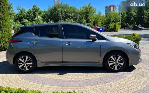 Nissan Leaf 2018 - фото 8