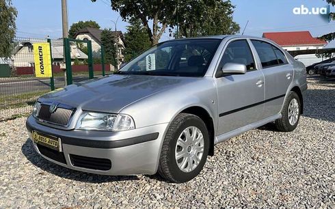 Skoda Octavia 2010 - фото 3