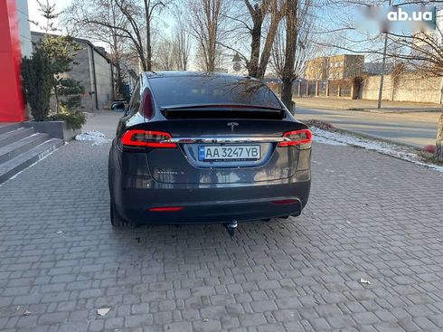 Tesla Model X 2018 - фото 9