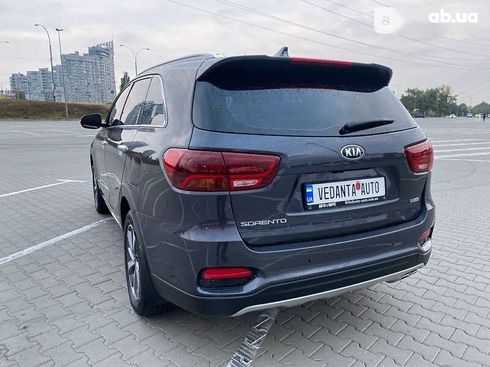 Kia Sorento 2019 - фото 8