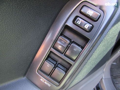 Toyota Land Cruiser Prado 2011 - фото 23