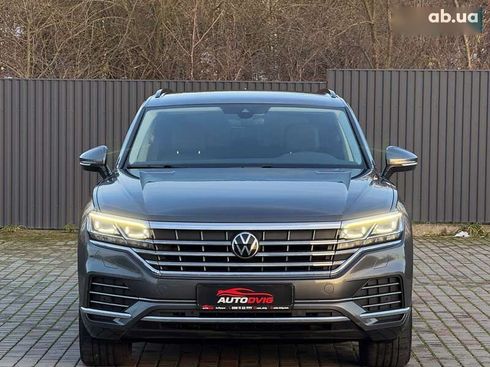Volkswagen Touareg 2020 - фото 9