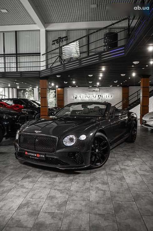 Bentley Continental GT 2022 - фото 22
