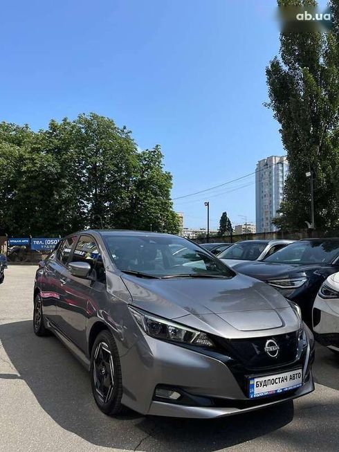 Nissan Leaf 2022 - фото 7