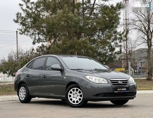 Hyundai Elantra 2008 - фото 6