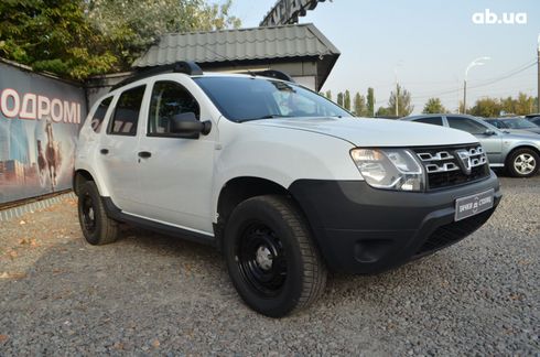 Dacia Duster 2016 белый - фото 3