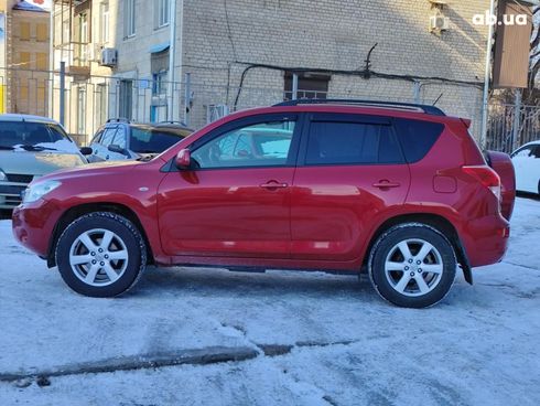 Toyota RAV4 2007 красный - фото 5