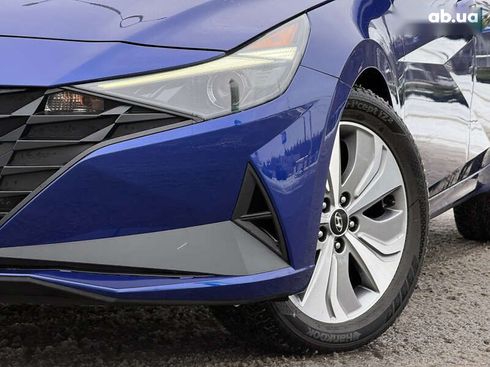 Hyundai Elantra 2021 - фото 3