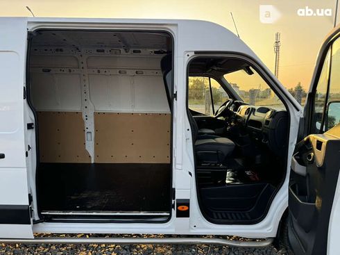 Renault Master 2018 - фото 26