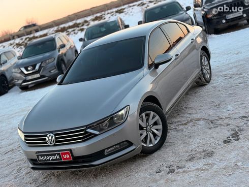 Volkswagen Passat 2016 серый - фото 2