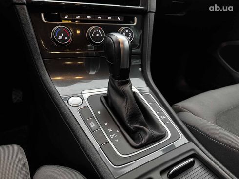 Volkswagen Golf 2019 серый - фото 30