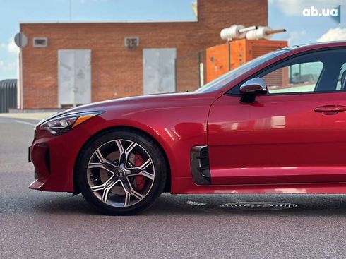 Kia Stinger 2017 - фото 17