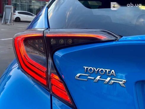 Toyota C-HR 2018 - фото 15