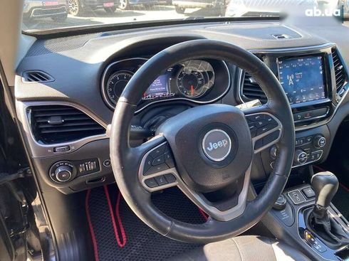 Jeep Cherokee 2018 - фото 15