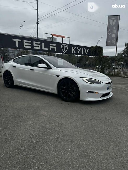 Tesla Model S 2021 - фото 30