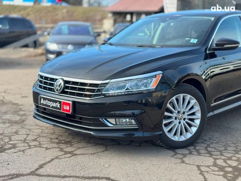 Volkswagen Passat 2017 черный - фото 2