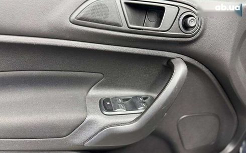 Ford Fiesta 2017 - фото 7