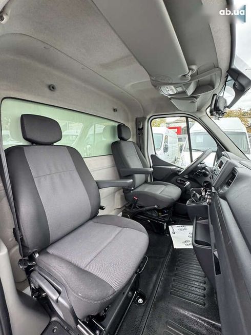 Renault Master 2020 - фото 16