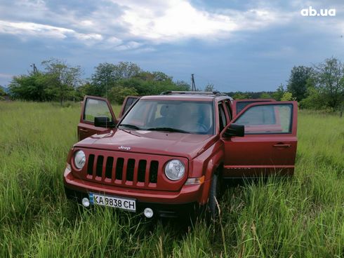 Jeep Patriot 2012 красный - фото 13