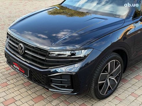 Volkswagen Touareg 2023 - фото 12