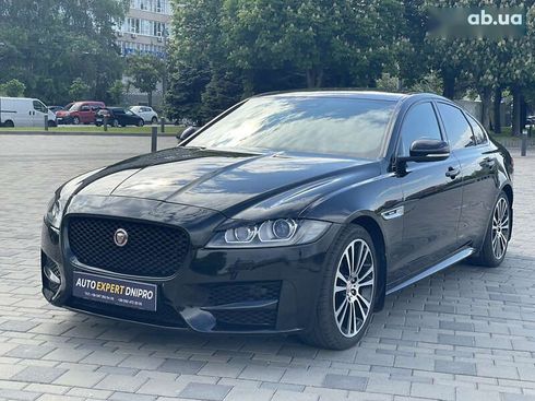 Jaguar XF 2016 - фото 29