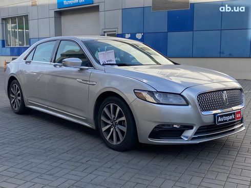 Lincoln Continental 2018 серый - фото 3